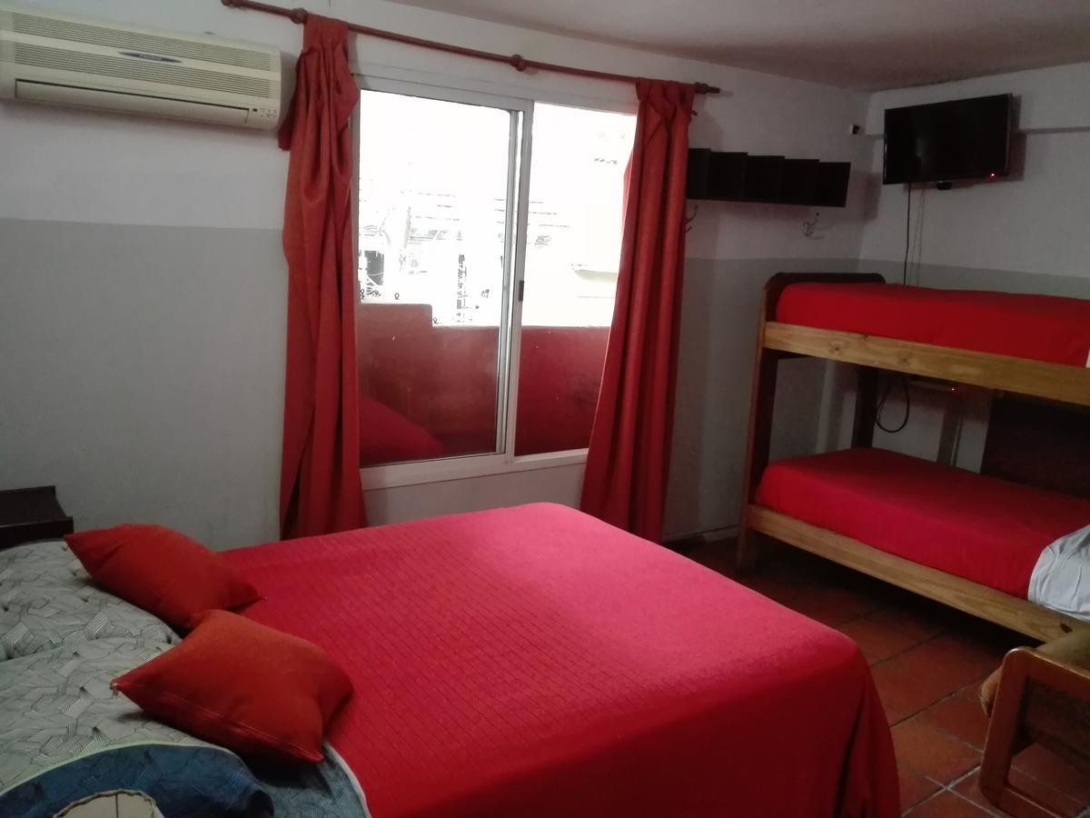Charcas Hostel Buenos Aires Exterior photo